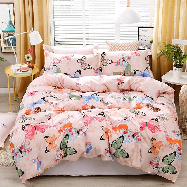 Bedding set 4 pieces duvet, flat sheet and 2 pillow cases with beautiful butterfly print.